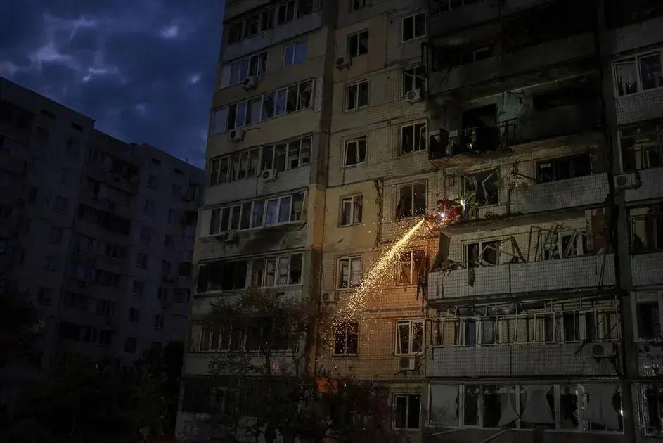 Kiev: Ataque de mísseis e drones ferem 15 em nova ofensiva russa