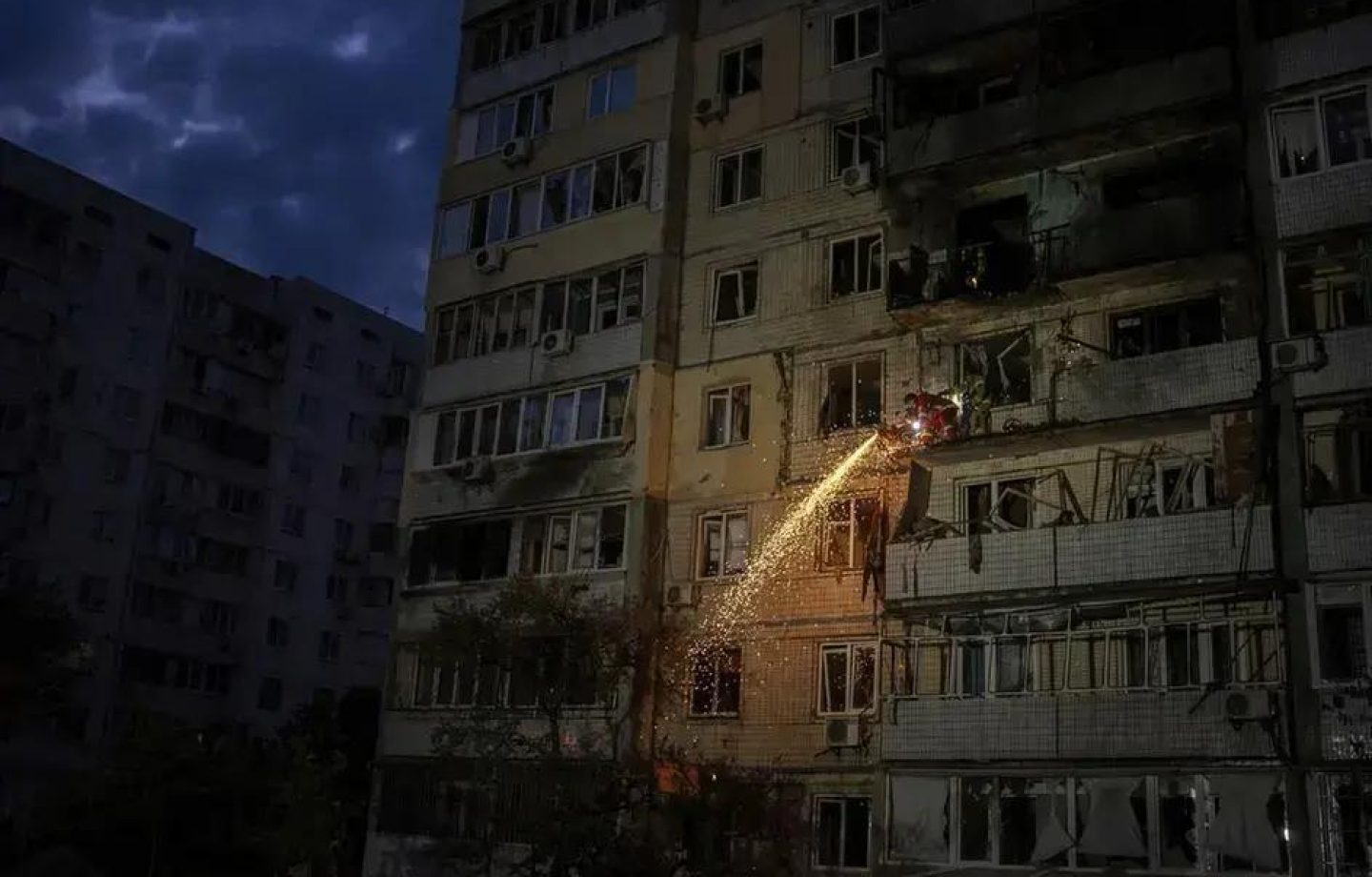 Kiev: Ataque de mísseis e drones ferem 15 em nova ofensiva russa